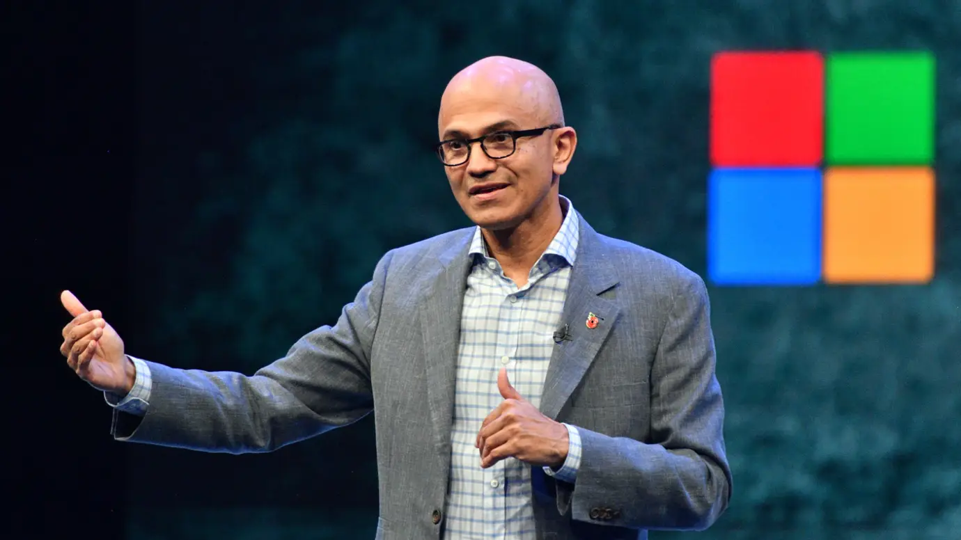 Tech: “Microsoft Is Thriving,” Says CEO — While 9,000 Employees Exit in AI-Driven Layoffs